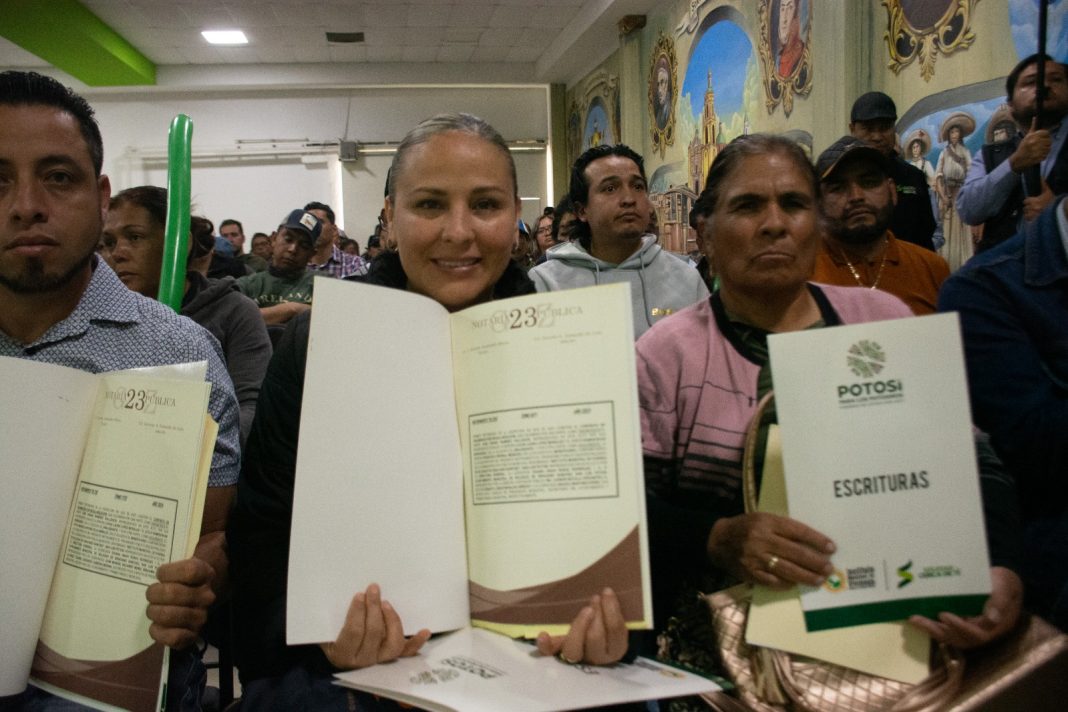 MUNICIPIO DE SOLEDAD ENTREGÓ 365 ESCRITURAS EN EL AÑO 2025 Y PREVÉ SUPERAR CIFRA EN 2026