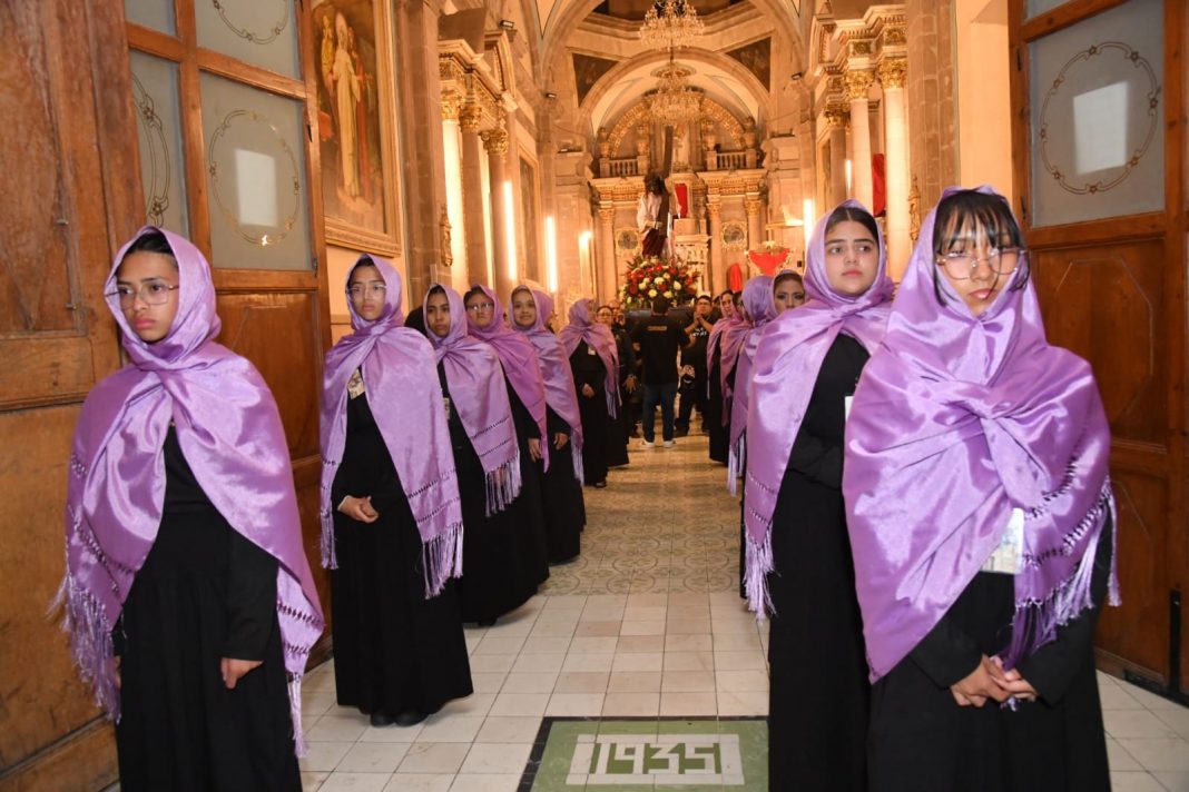 SOLEDAD SE LLENA DE FE Y DEVOCIÓN CON SU PRIMERA PROCESIÓN SILENTE DE LA DOLOROSA