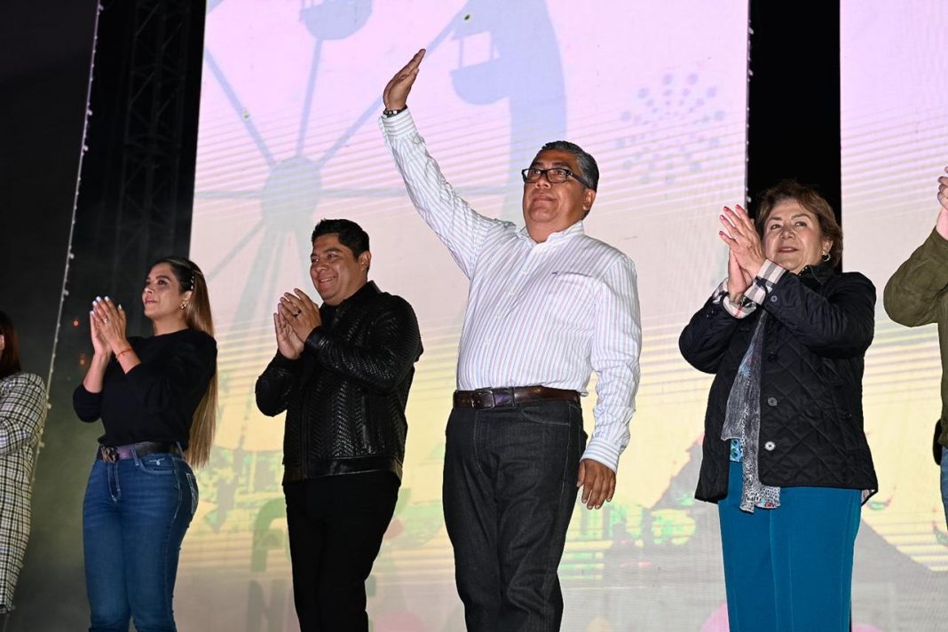 JUAN MANUEL NAVARRO Y RICARDO GALLARDO HACEN VIBRAR A SOLEDAD EN LA INAUGURACIÓN DE LA FENAE 2026